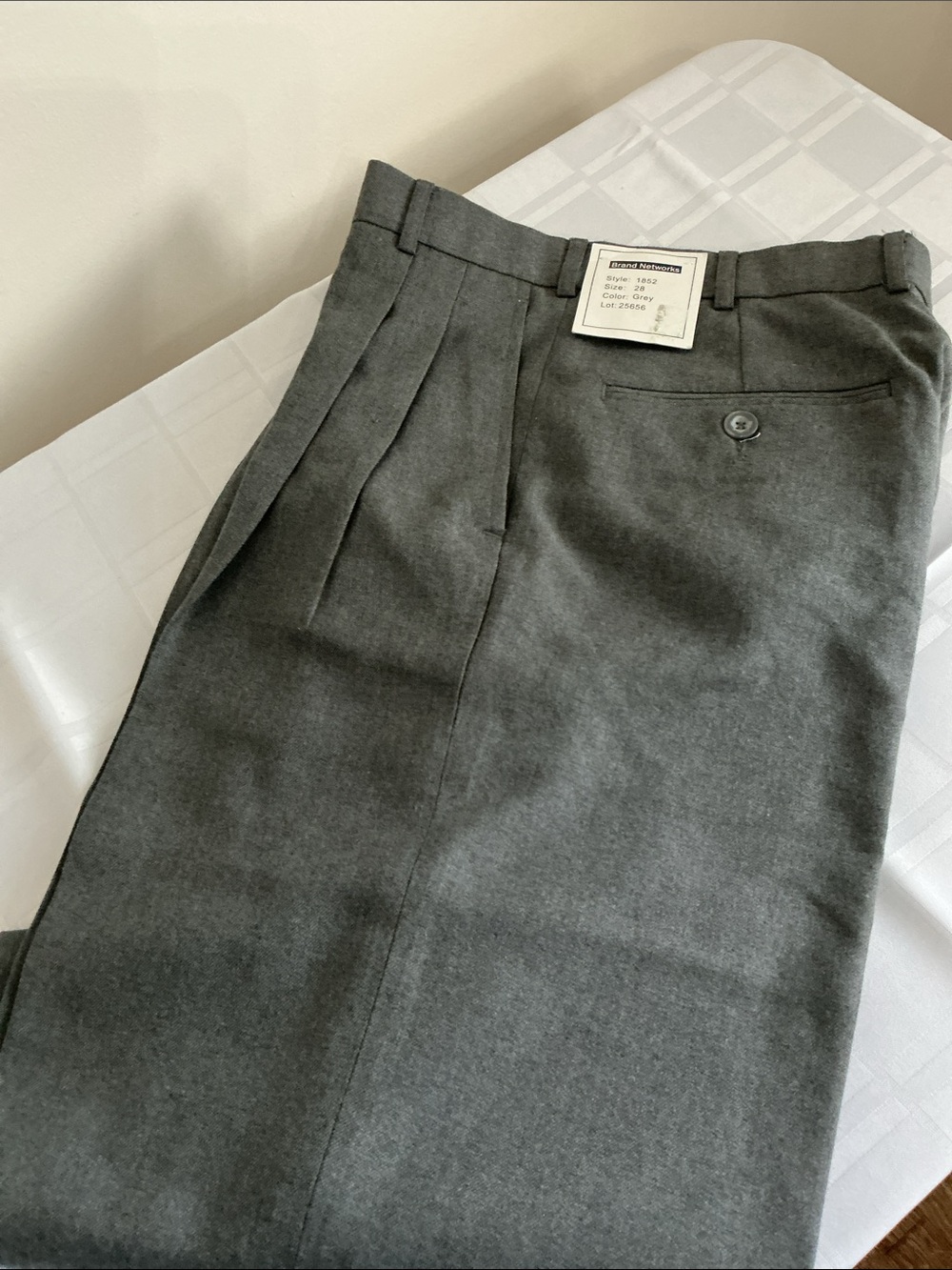 Vintage Brand Networks dark grey men’s pants size 28